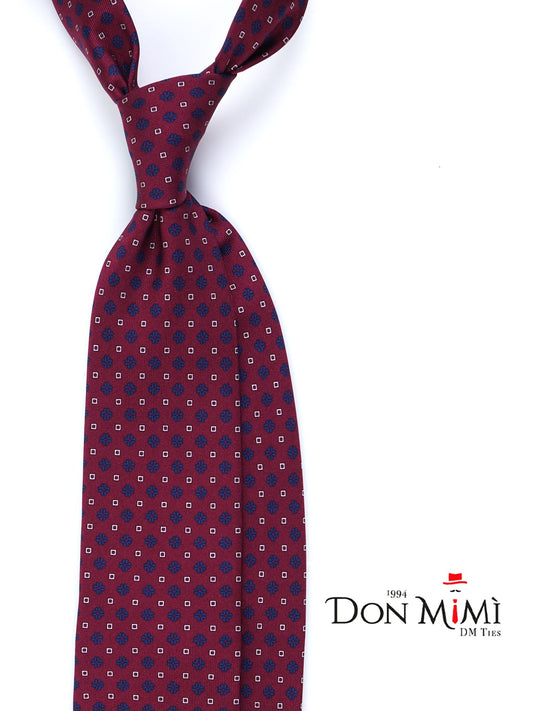 Luxury Silk Necktie in Burgundy