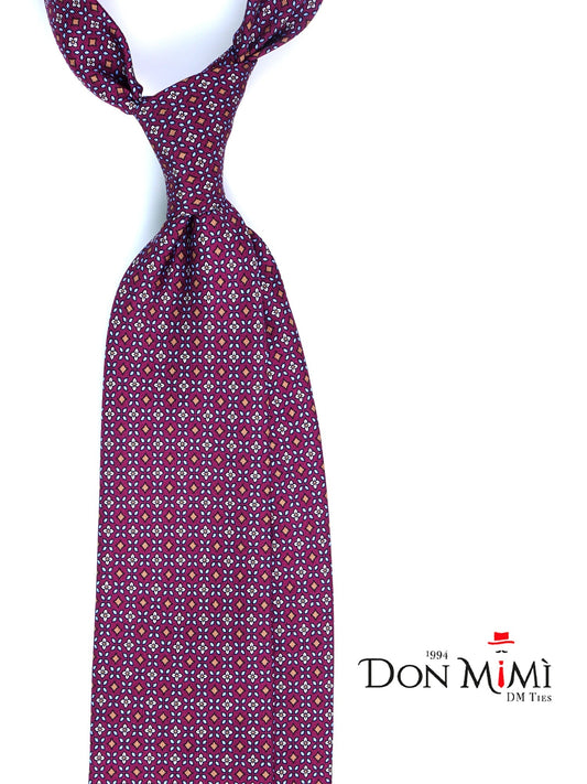Luxury Silk Necktie in Burgundy