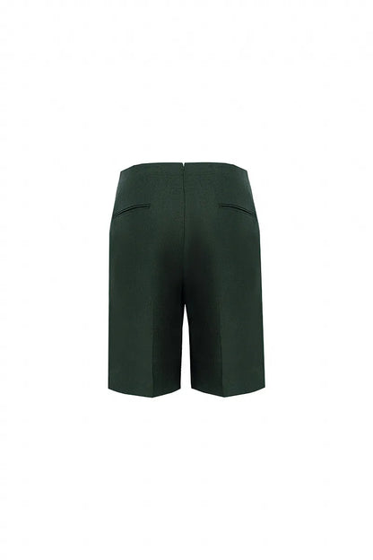 The Flat-Front Linen Short
