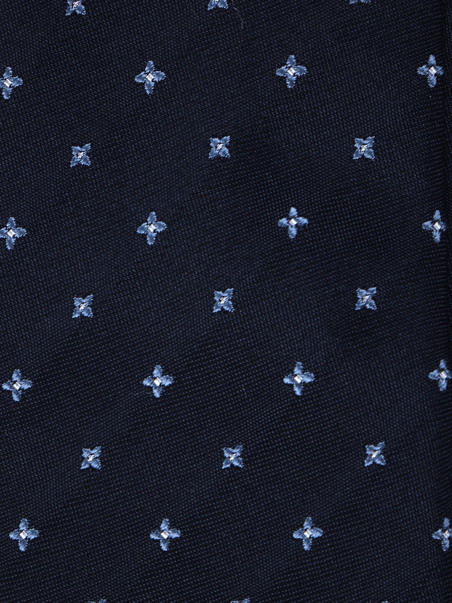 Luxury 3-Fold Silk Necktie in Blue