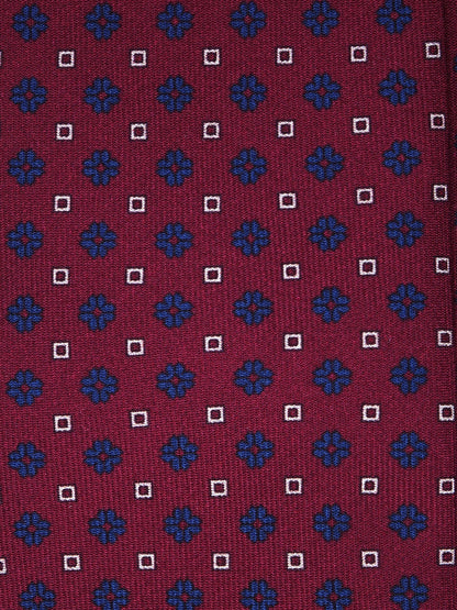 Luxury Silk Necktie in Burgundy